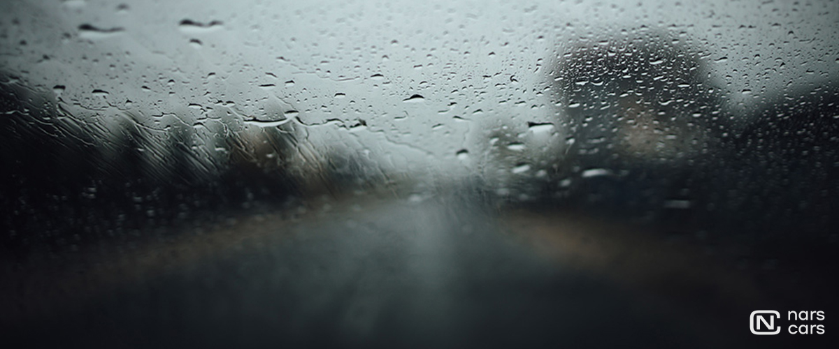 Why car windows fog up