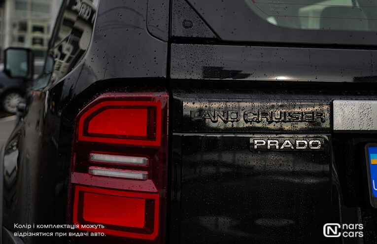 Rent Toyota Prado photo 15