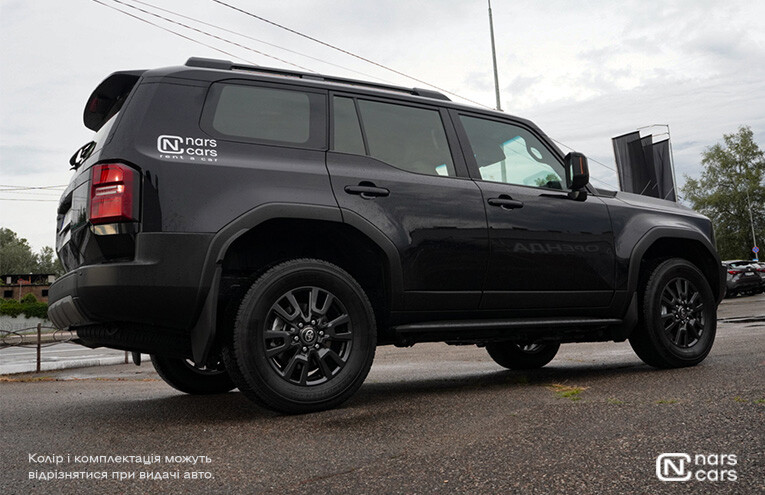 Rent Toyota Prado photo 6