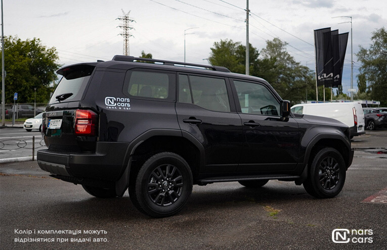 Rent Toyota Prado photo 5