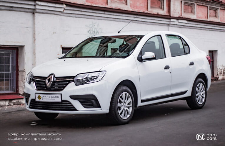 Rent Renault Logan photo 1