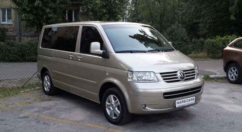 Rent Volkswagen T5 photo 1