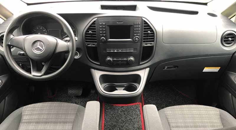 Rent Mercedes Vito Tourer photo 4