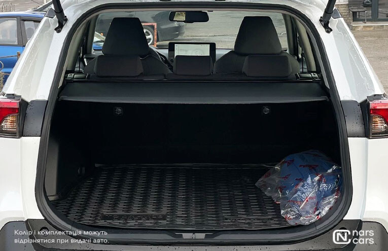 Прокат Toyota RAV 4 Hybrid фото 7 Прокат Toyota RAV 4 Hybrid фото 7