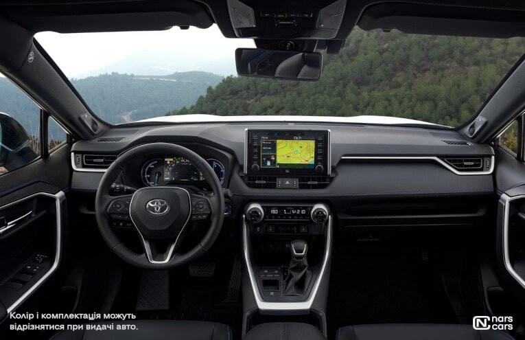 Rent Toyota RAV 4 Hybrid photo 4