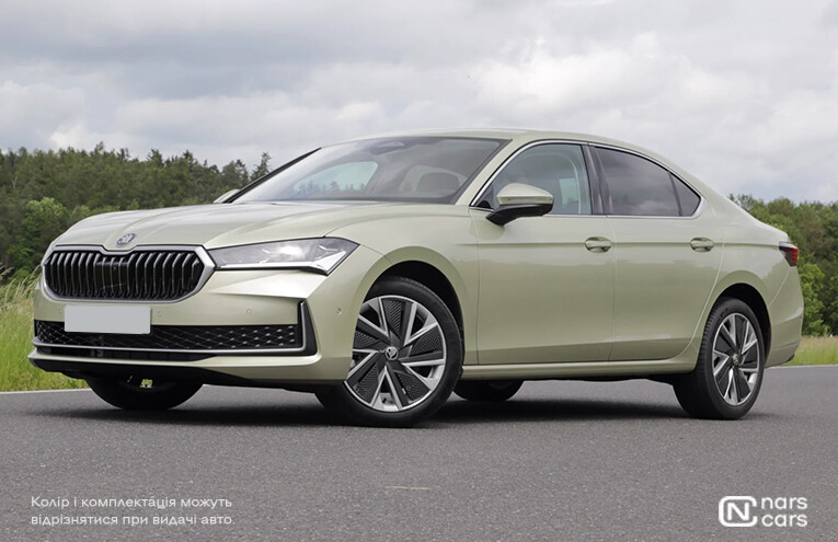 Rent Skoda Superb photo 1