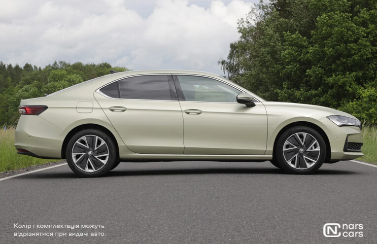 Rent Skoda Superb photo 2