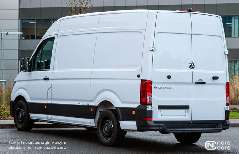Rent Volkswagen Crafter photo 5