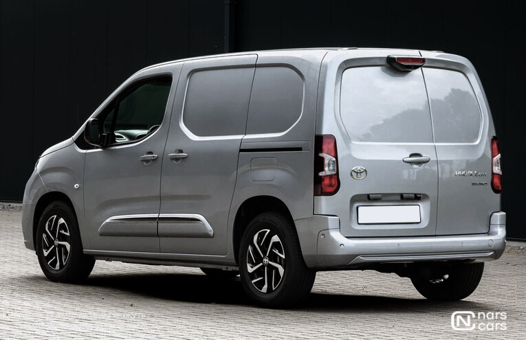 Rent Toyota Proace City 2026 photo 2