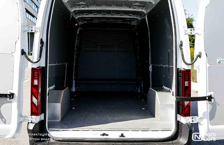 Rent Renault Master photo 7