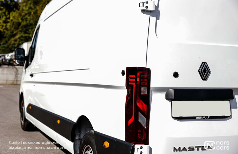 Rent Renault Master photo 4